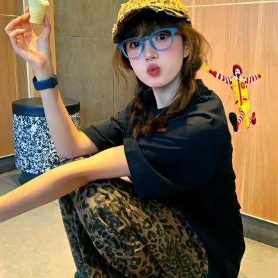 封闭女子监狱